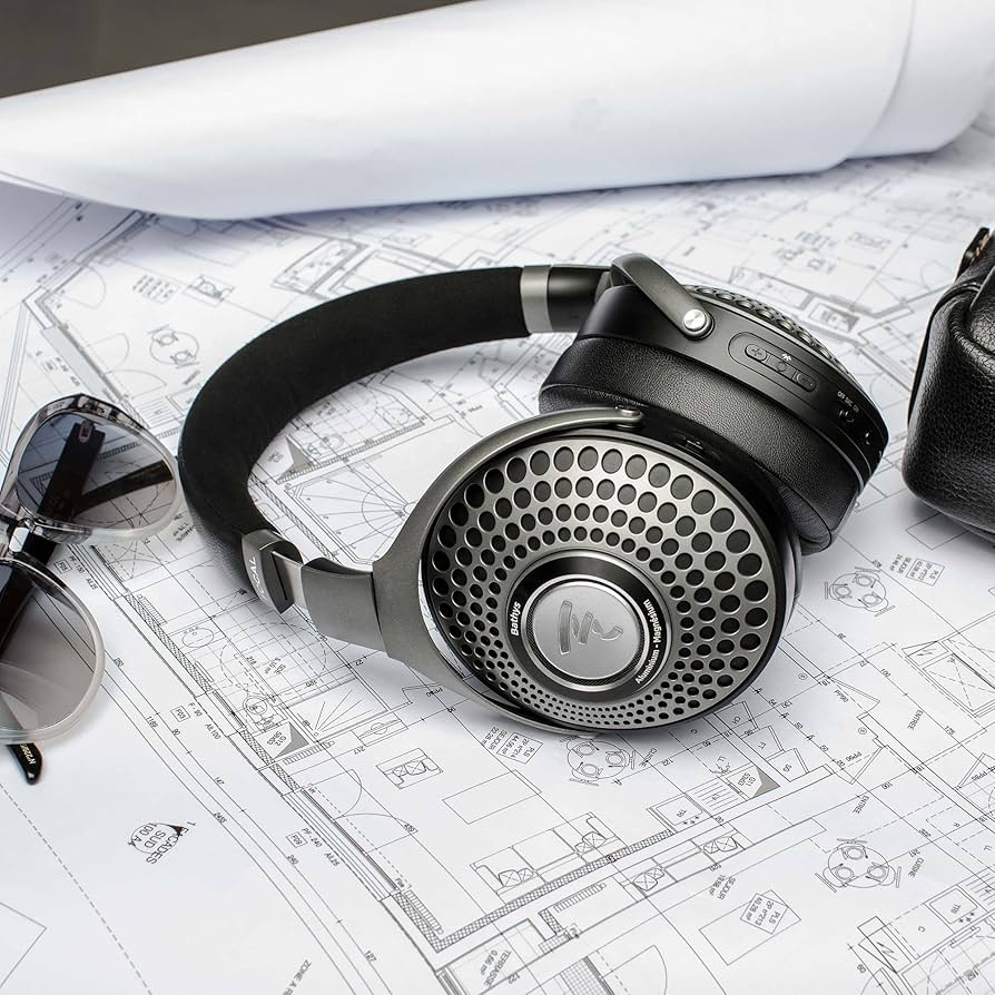 ヘッドホン Focal Bathys Amazon.com: Focal BATHYS Over Ear HiFi Bluetooth Wireless